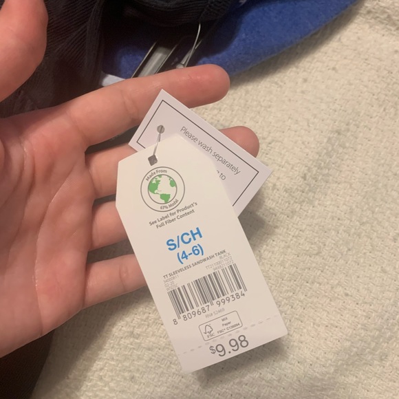 TANK TOP - Picture 3 of 3